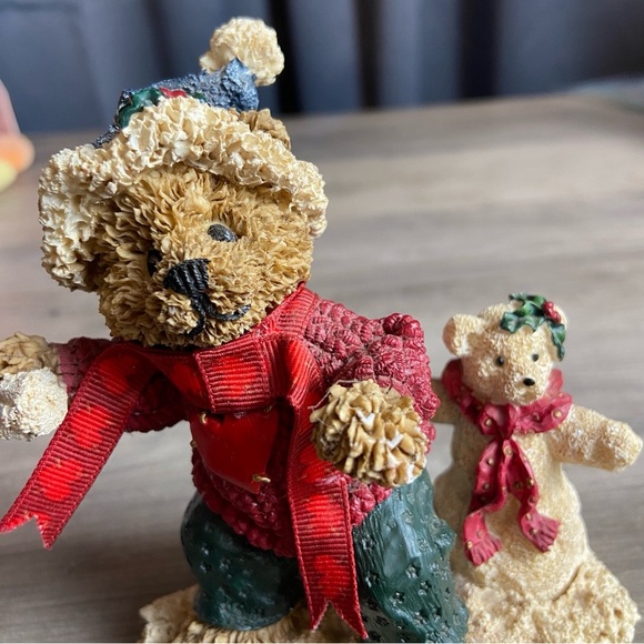 Heart Patch Place Bear Snowball Fight Figurine‎ Christmas Carlton Cards Snowman - Picture 6 of 8